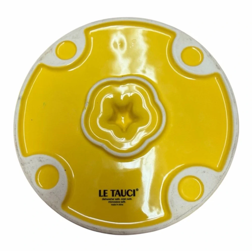 LE TAUCI Ceramic Slow Feeder Dog Bowl in the star yellow design